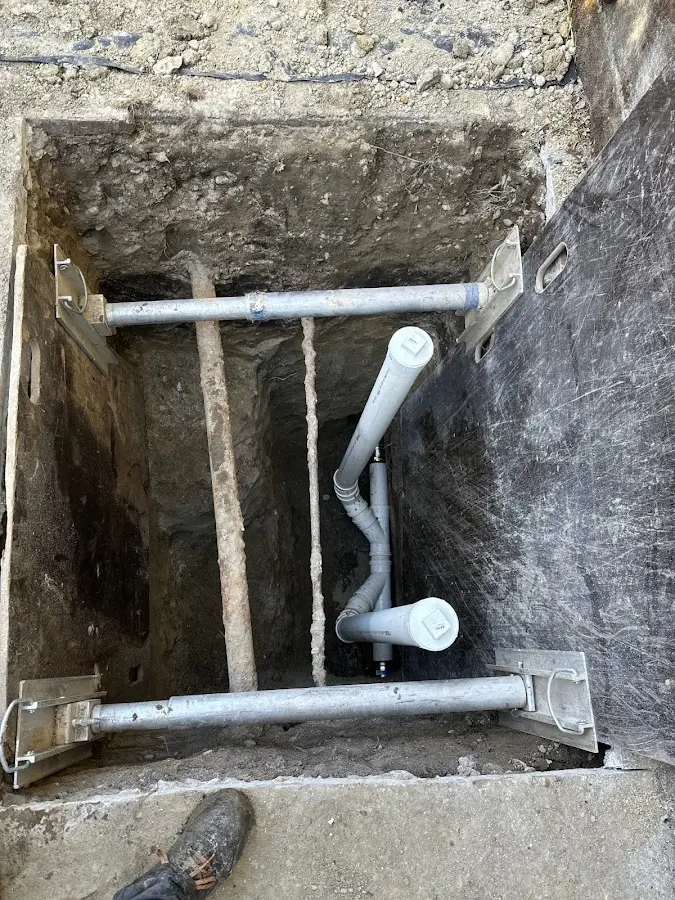 Experienced plumber completing Drain Cleaning work in Tulpehocken